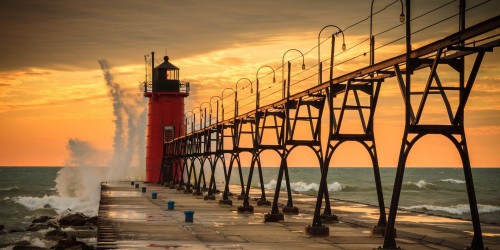 south-haven-lighthouse-2